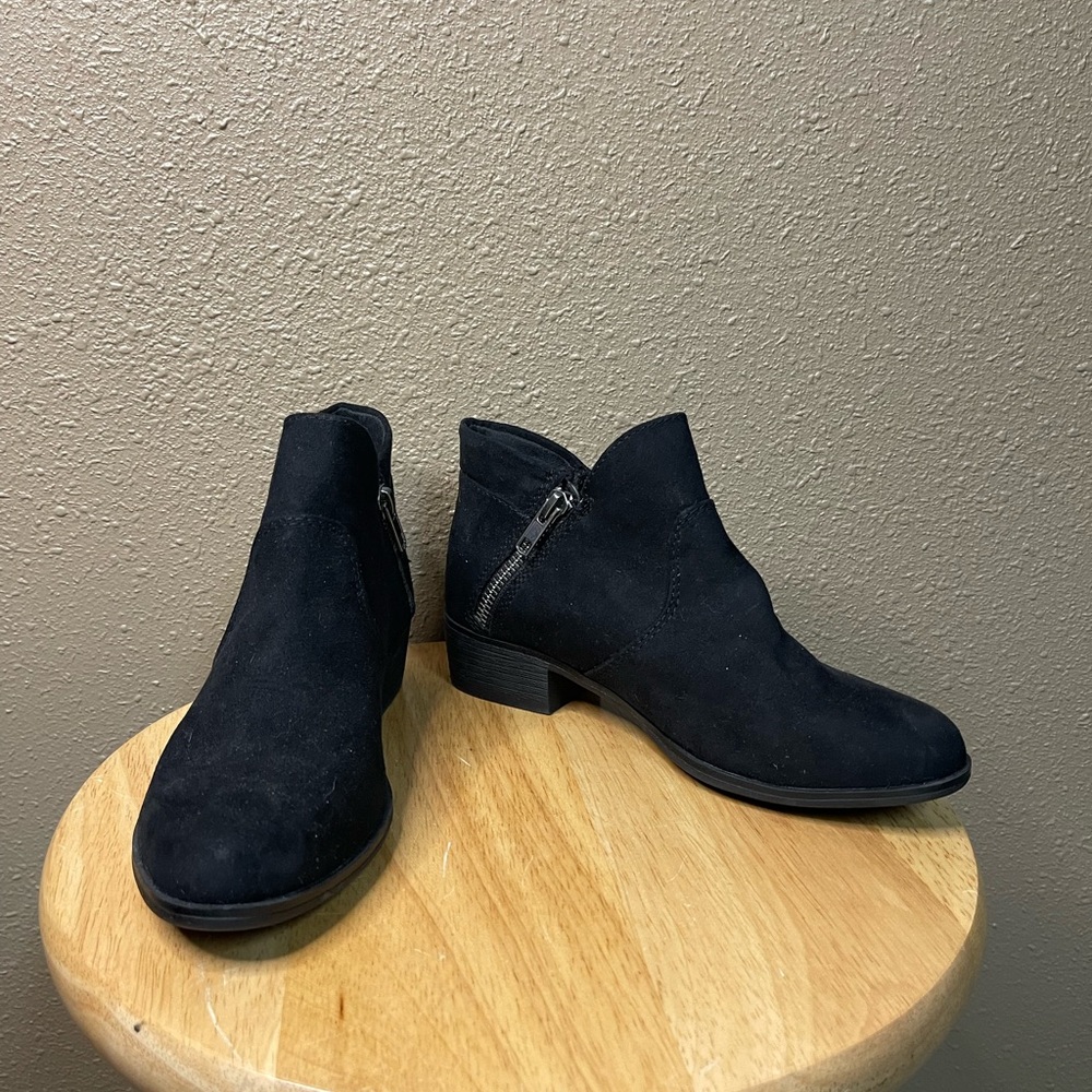 NWD Sun + Stone Suede Double Zip Black Fall Winter Booties Boots Women’s 5